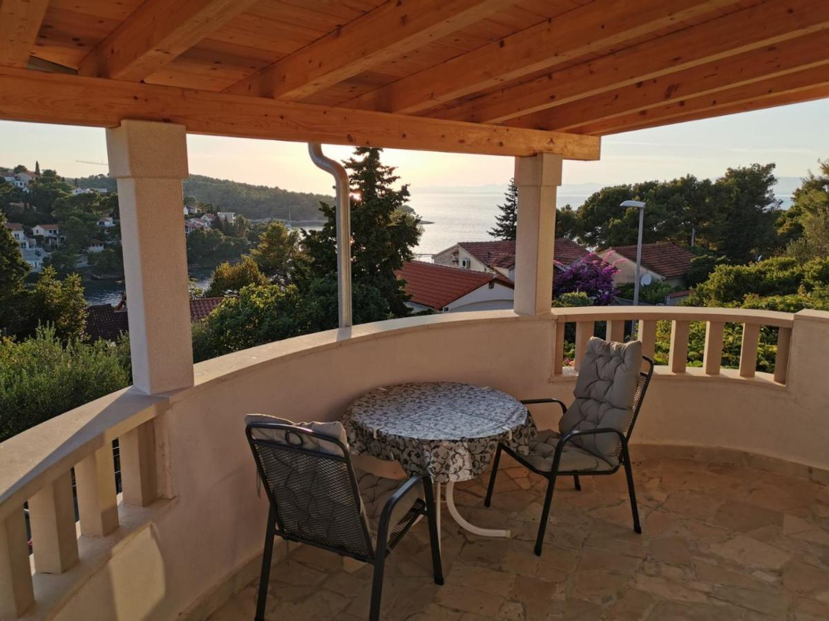 Apartment Miljenko Tomic Splitska Bagian luar foto